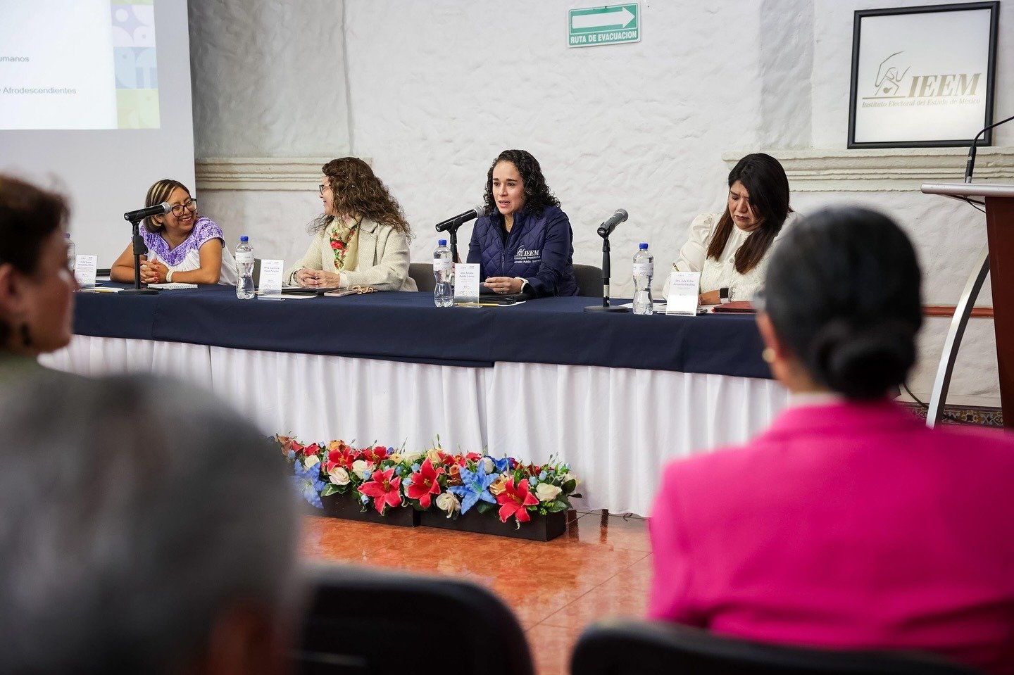 IEEM impulsa reflexión sobre representación política multicultural e inclusión indígena