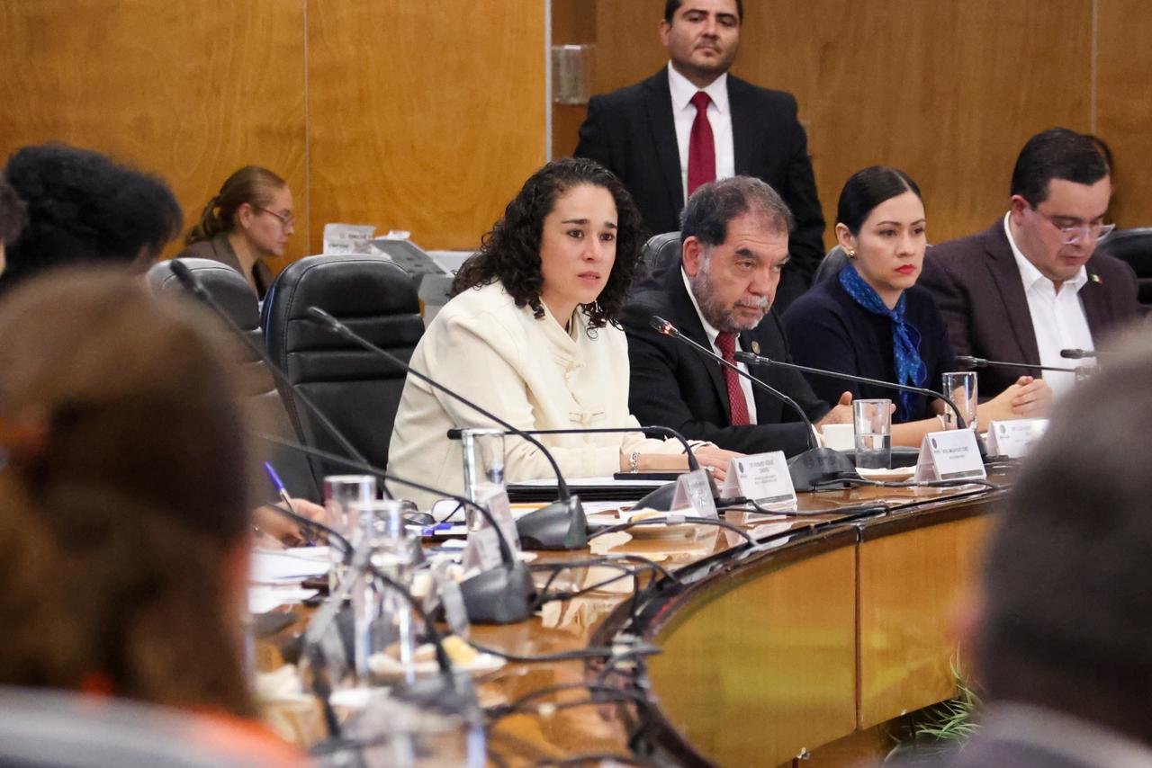 CONSEJERA PRESIDENTA DEL IEEM PARTICIPA EN FORO PARA EL FORTALECIMIENTO DEMOCRÁTICO