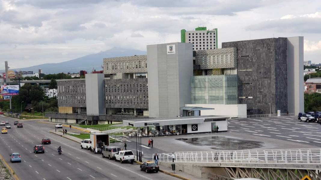 Puebla negocia fin anticipado de concesión del CIS Angelópolis con contraoferta de 2,500 mdp