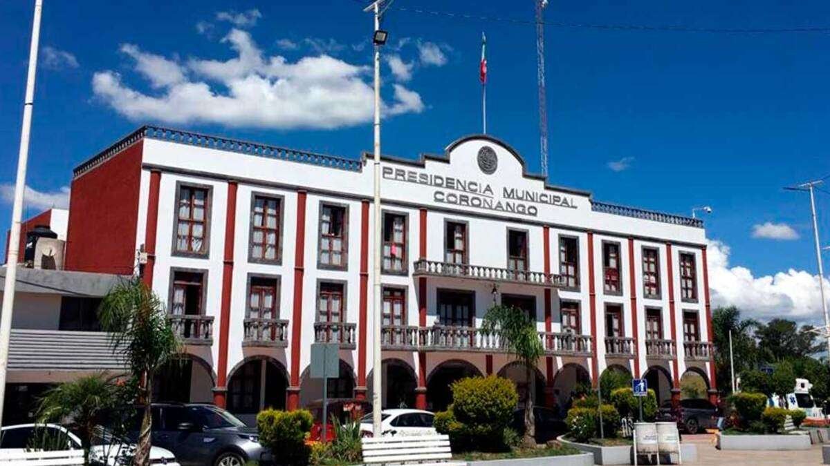 Grupo armado intenta rescatar a detenidos y abre fuego contra policías en Coronango