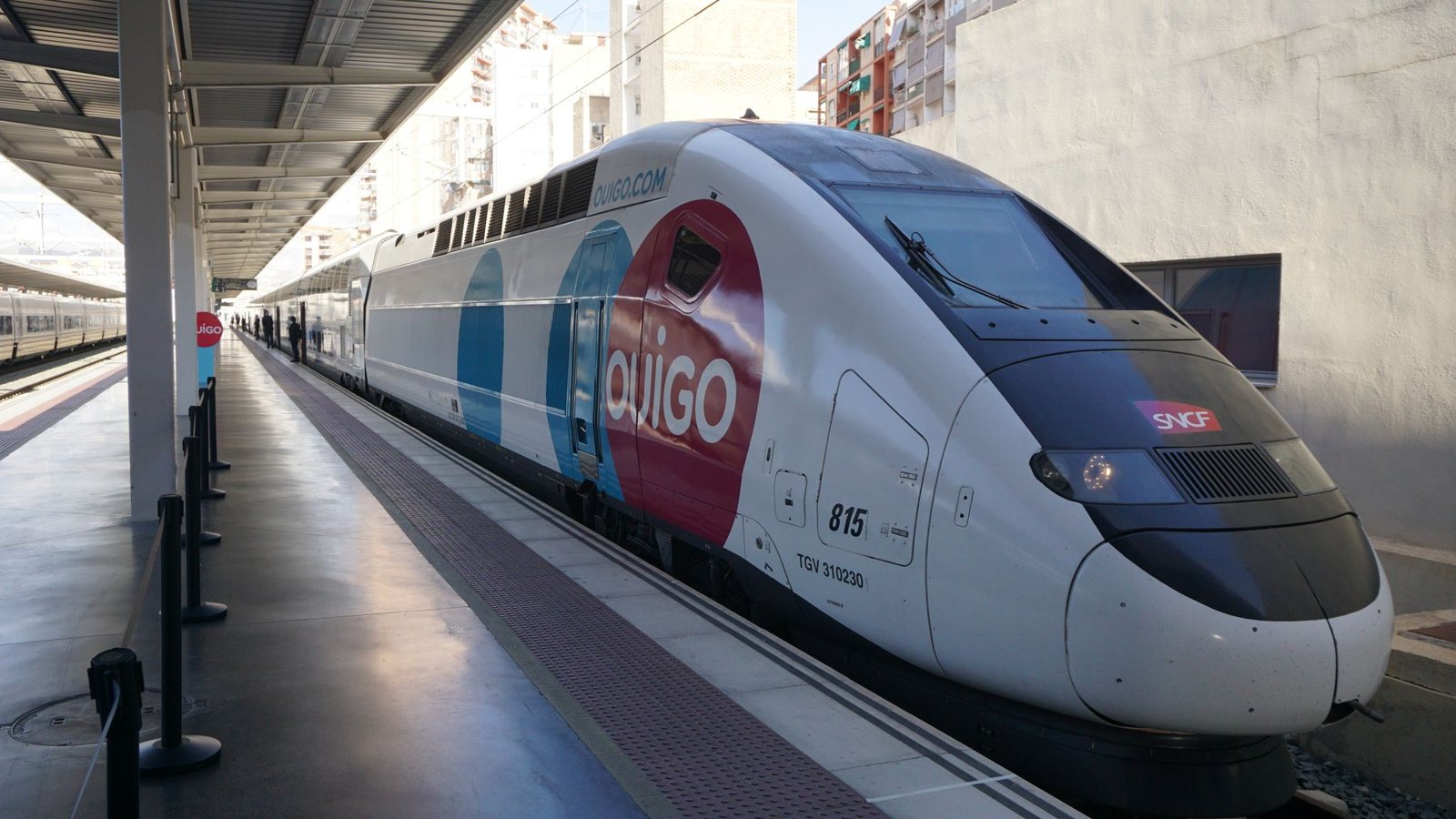 Tragedia ferroviaria en Córdoba: choque entre trenes obliga a suspender la ruta Madrid–Andalucía
